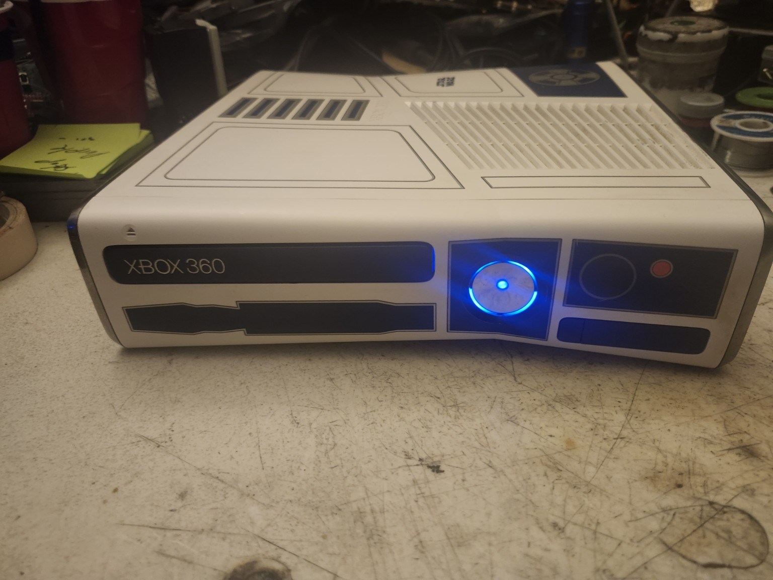 Actual Xbox 360 Star Wars R2-D2 Edition top and side ventilation view