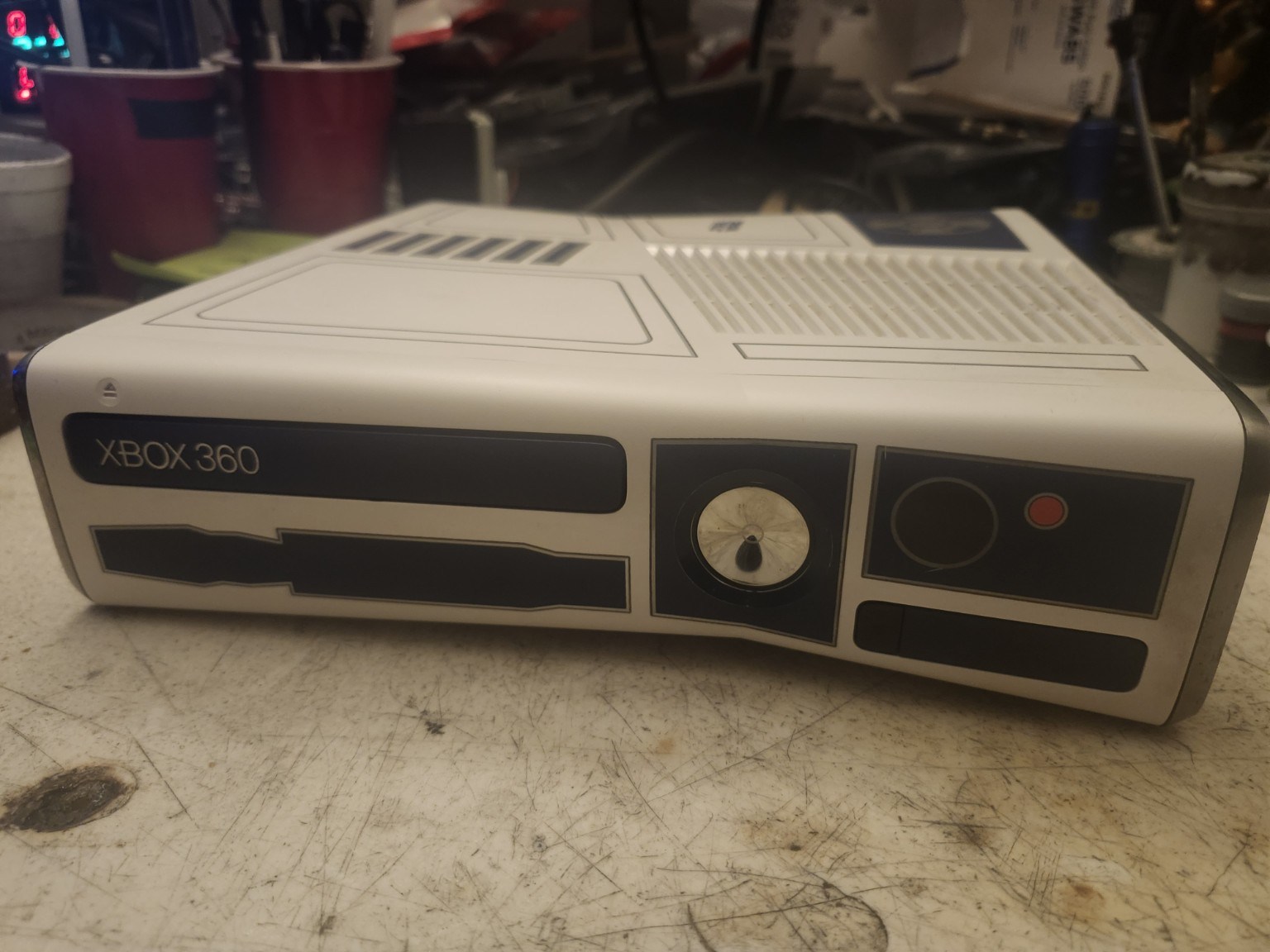 Actual Xbox 360 Star Wars R2-D2 Edition upright shell and Star Wars graphic view
